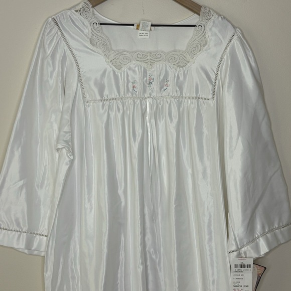 barbizon Other - Vintage Barbizon Women's XL Nightgown Lace Cuddleskin Satin NWT White Retro 80s